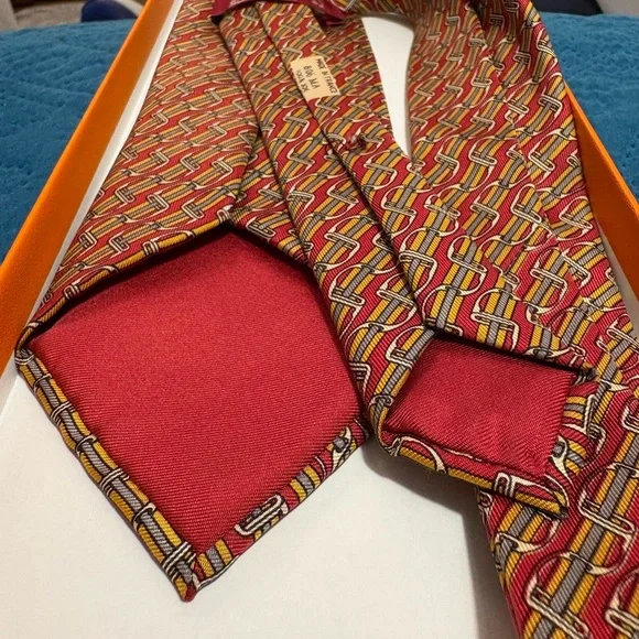 Hermes Red and Yellow Geometric Tie - Picture 4 of 16